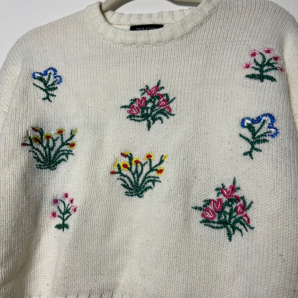 Floral Embroidered‎ Knit Sweater Cream Crewneck Long Sleeve - Picture 5 of 7